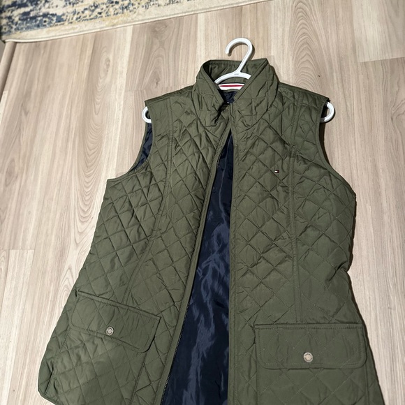 Tommy Hilfiger Jackets & Blazers - Tommy Hilfiger Vest